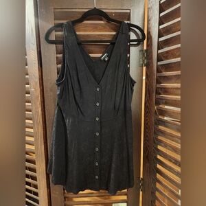 Torrid Black Sleeveless Button-Down Top